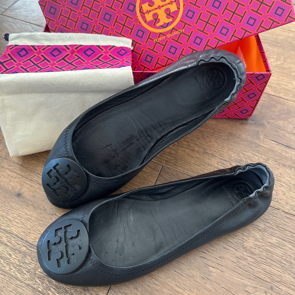 Tory Burch ballerina flats with Box